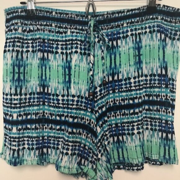 New Apt.9 Women Elastic Waistband 100% Rayon Shorts. BEAUTIFUL COLORS! Sz. L - Picture 1 of 3